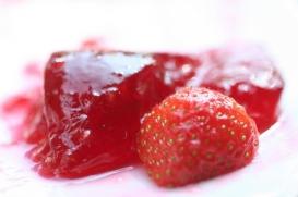 Erdbeer-Konfitüre mit flüssigem Stevia
