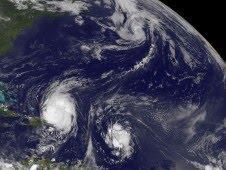 Atlantik aktuell: Hurrikan EARL, Tropischer Sturm FIONA (mit NASA-Satellitenfoto) und potentieller Sturm GASTON