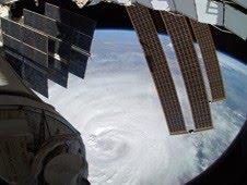 Hurrikan EARL: NASA-HQ-Foto und Video von der ISS + Foto im Auge (Eye), Earl, Video, USA, NASA, Hurrikansaison 2010, Hurrikan Satellitenbilder, Hurrikanfotos, 2010, Atlantik, 