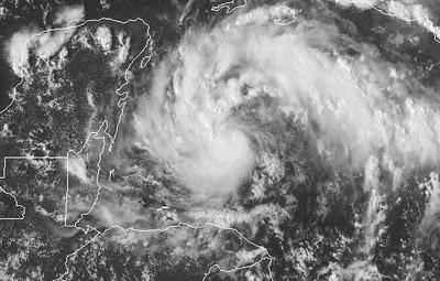 Atlantik aktuell: Tropensturm KARL bedroht Halbinsel Yucatán (Mexiko) mit NASA-HQ-Foto, 2010, aktuell, Atlantik, Hurrikanfotos, Hurrikansaison 2010, Karibik, KARL, Kuba, Mexiko, Yucatán, NASA, Cayman Islands, 