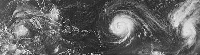 Atlantik aktuell: Satellitenbild Tropensturm KARL, Hurrikan IGOR & Hurrikan JULIA, 2010, Atlantik, Hurrikan Satellitenbilder, Hurrikansaison 2010, Igor, Julia, Karibik, KARL, Mexiko, Yucatán, 