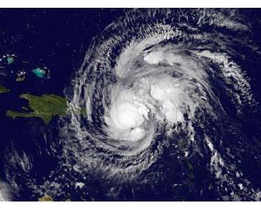 Tropischer Sturm IRENE wohl nicht als Hurrikan auf die Dominikanische Republik, aber wahrscheinlich als Hurrikan auf die Bahamas und nach Florida