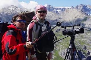 Dr. Alexander Lukeneder zeigt Fossilien, Forschungsergebnisse und Dolomiten-Film