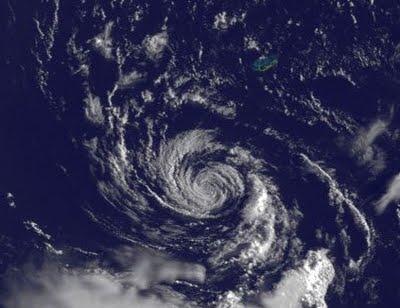 Tropischer Sturm JOSE formt sich nahe Bermuda, Sturmwarnung auf den Bermudas, 2011, aktuell, Atlantik, August, Bermudas, Hurrikanfotos, Hurrikan Satellitenbilder, Jose, Vorhersage Forecast Prognose, Zugbahn, Verlauf, Sturmwarnung, Irene, 