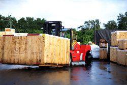 Keine weltweite Logistik ohne Paletten und Holzpackmittel. Foto: HPE