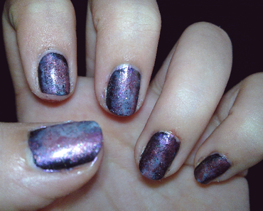 Galaxy/Universe inspired nails.