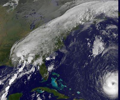 KATIA wird zum Bumerang - LEEs Reste erzeugen Flut und Tornados, Lee, Katia, Tornado, Vorhersage Forecast Prognose, Verlauf, US-Ostküste Eastcoast, Bermudas, September, 2011, Hurrikansaison 2011, aktuell, Atlantik, 