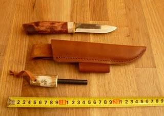 Interessantes aus der Wildnis, das Karesuando Survival Knife