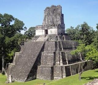 Coban - Chetumal: Via Tikal und Belize nach Mexiko