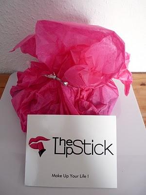 Lipstick - Beauty Box August/September 2011 - unpacked