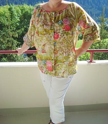Sommerbluse (Butterick 5612)