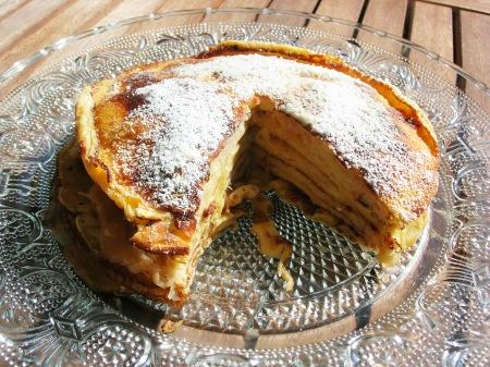 Apfel-Crêpe-Torte