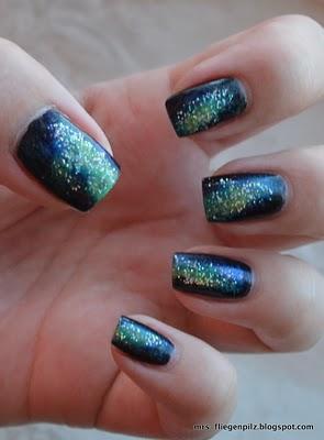 Nageldesign: Galaxy Nails