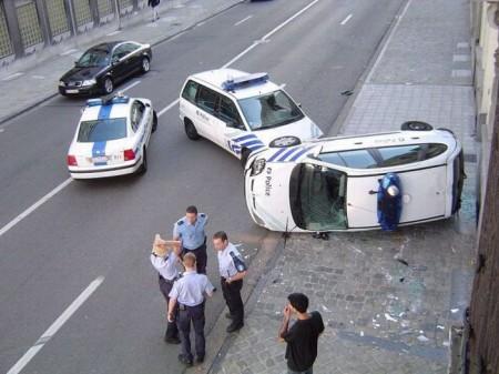 polizei-auto-crash-unfall