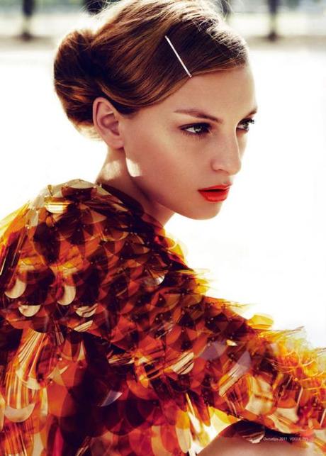 fashiongonerogue:

(via Snap! | Rose Smith in Prada by Emma...