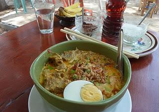 Thai-Suppe / Thai Soup: Guay Tiau Kaek or Thai Laksa