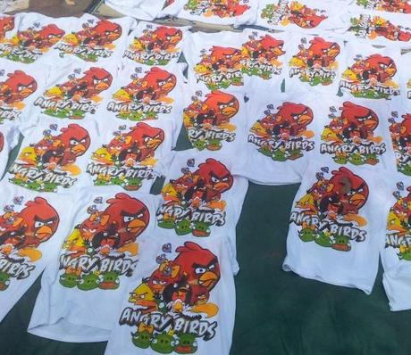 Cambodia: Mad Men- vs. Angry Birds-T-Shirts.