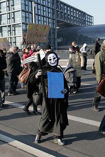 Berlin: Banken in die Schranken (Fotos)