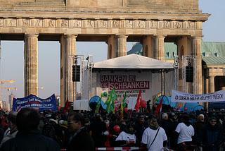 Berlin: Banken in die Schranken (Fotos)