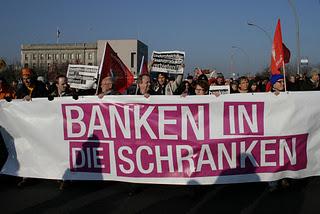 Berlin: Banken in die Schranken (Fotos)