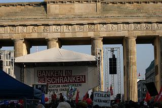 Berlin: Banken in die Schranken (Fotos)