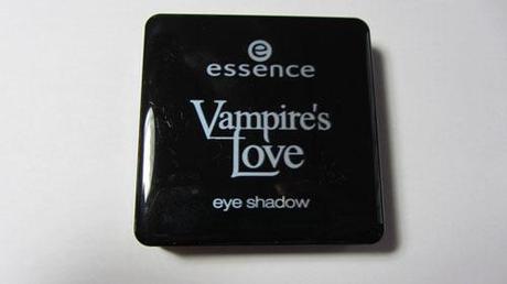 Review: essence trend edition VAMPIRE’S LOVE