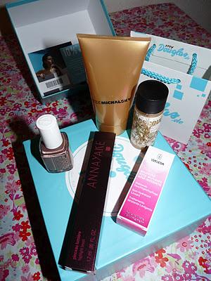 Douglas Box of Beauty November 2011 - unpacked