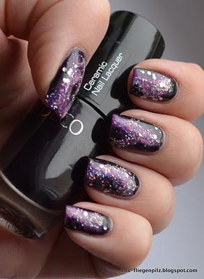 Nageldesign: Purple Galaxy Nails