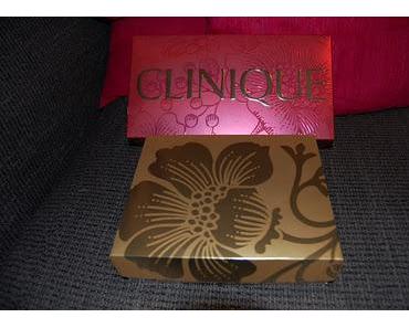 "Weihnachtsfreude" Nr. 4: Clinique Make-Up Set / Clinique Aromatics Elixir Set