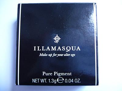 Swatch | Illamasqua Pure Pigment in Furore (Champagne Peach Shimmer)