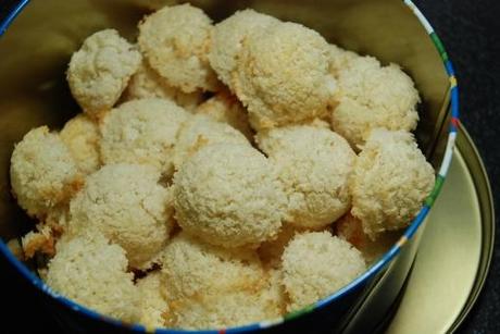 Pekannuss-Cookies mit Schokostückchen und Cranberrys