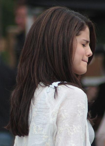Selena Gomez sagt nach Fehlgeburt ihrer Mutter Konzerte ab