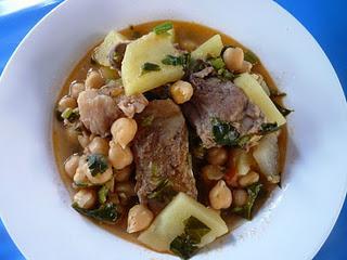 Kichererbseneintopf mit Schweinerippchen / Chickpea Stew with Pork Ribs