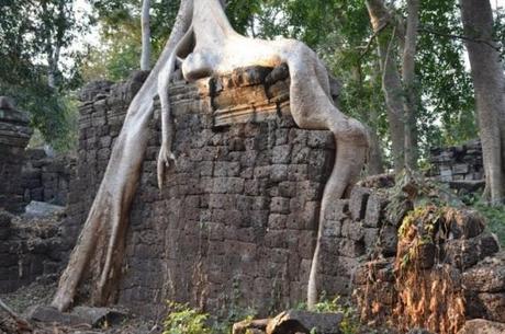 Cambodia: Banteay Chhmar, the second Angkor Wat.