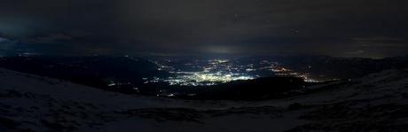 Panorama von Villach bei Nacht