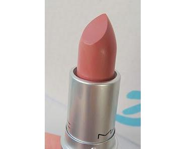 MAC Lipstick "Kinda Sexy"