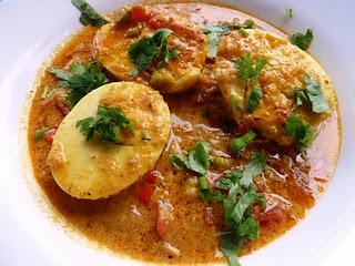 Scharfes indisches Eier - Zwiebelcurry / Spicy Indian Egg and Onion Curry