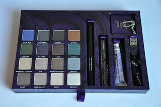 Urban Decay -Book of Shadows IV