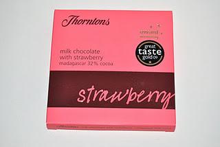 Thorntons Milk Chocolate with special Toffee und Milk Chocolate with Strawberry