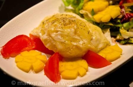 Eiweiß Abendbrot – bunter Salat mit Ziegenkäsle-Raclette