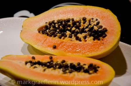 Vitalstoffe: Papaya, Gurke und Fetakäse
