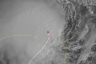 Zyklon IGGY vor Australien ist jetzt ein Hurrikan, Iggy, Satellitenbild Satellitenbilder, aktuell, Januar, 2012, Australien, Australische Zyklonsaison, Vorhersage Forecast Prognose, Verlauf, Zugbahn, 