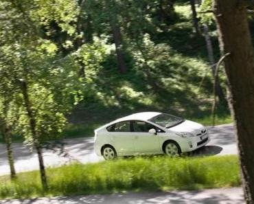 Toyota Prius mit dem zweiten Platz beim “Auto der Zukunft”