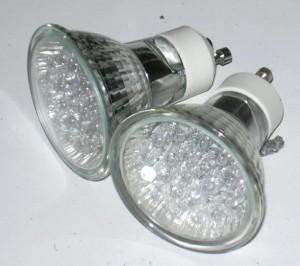Ampoules, Copyright © Xavier Bonnafous, Quelle: http://commons.wikimedia.org/wiki/File:Ampoules.jpg