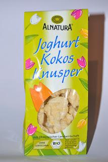 Alnatura Joghurt Kokos Knusper, Maltesers MaltEaster, Cadbury Caramel Bunnies und Nestle Aero Lamb Mint