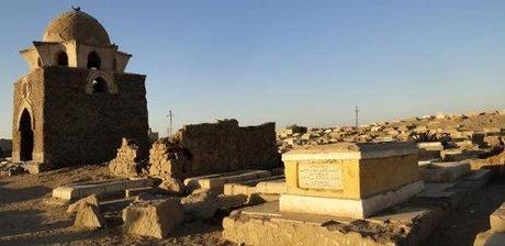 Ägypten: alte Gebeine und Gesteine