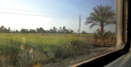 Ägypten: mini Busse und schnelle Züge