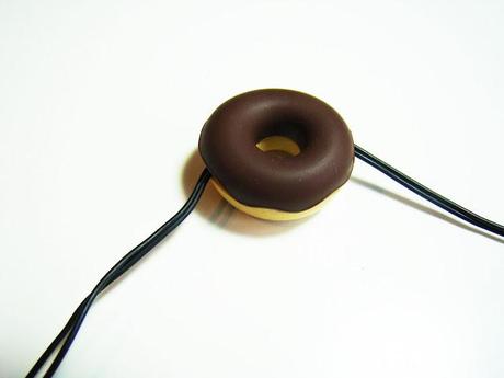 [49] Der Nie-mehr-Kabelsalat-Donut