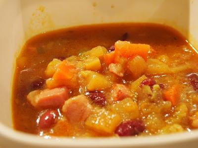 Grosses Steckrüben-Eintopf-Kino - Vegetable Stew with Swede and Gammon