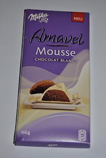 Milka Amavel Vanille auf Trüffelcrème und Mousse Chocolat Blanc